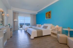 Kipriotis Panorama & Suites