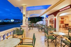 Alykes Park Bungalows & Apartments